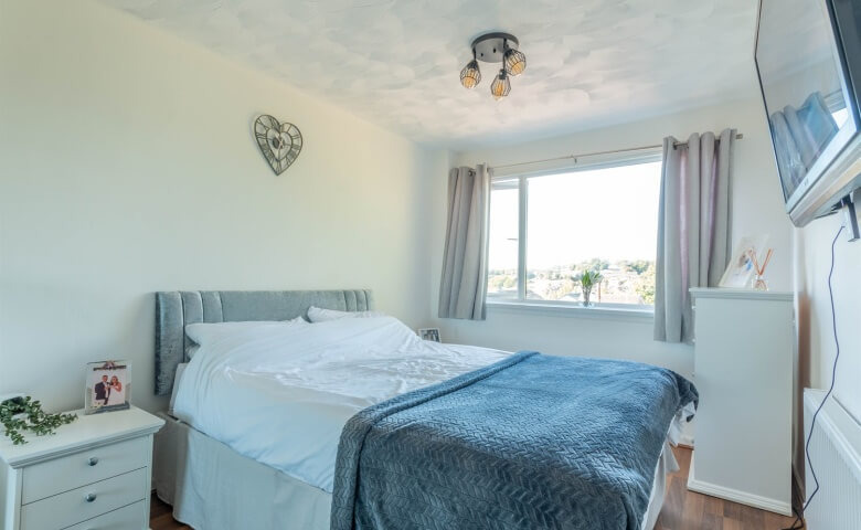 Cliffe Park Close, Leeds