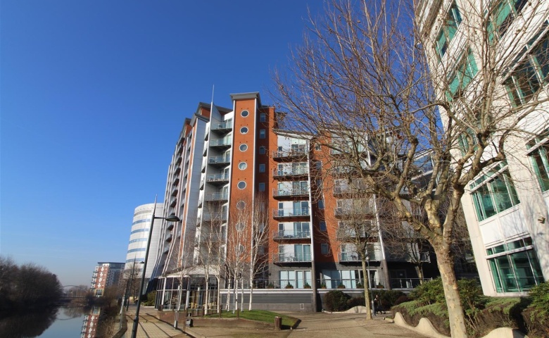 Whitehall Quay, Leeds