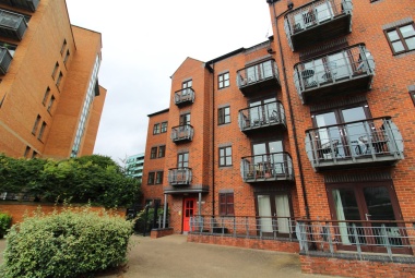 Turlow Court, Leeds