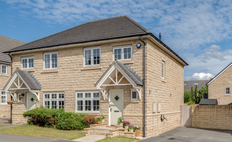 Bletchley Avenue, Horsforth