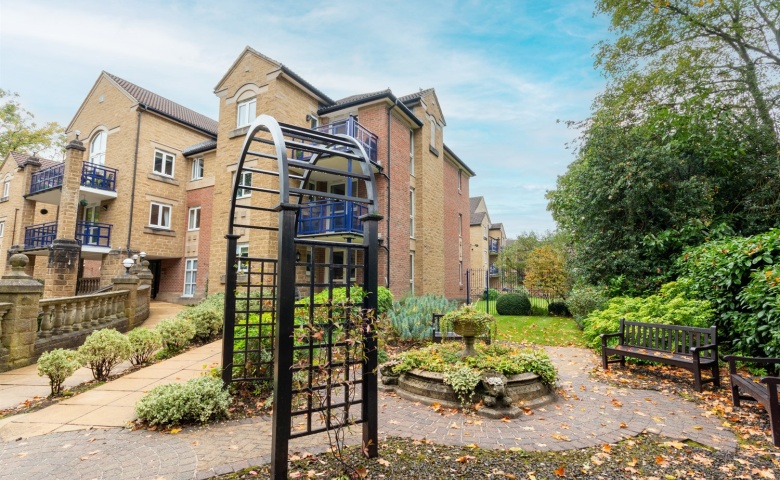 The Highlands, Harrogate Road, Alwoodley