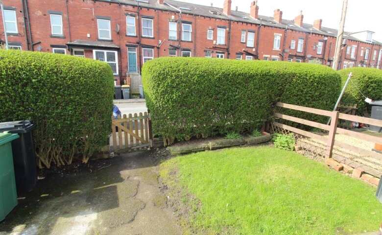 Trelawn Street, Headingley, LS6