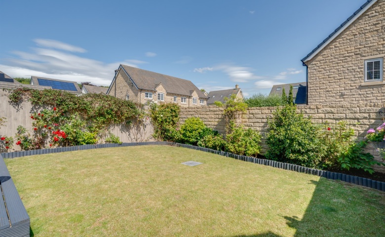 Bletchley Avenue, Horsforth