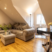 391 Harrogate Road, Moortown