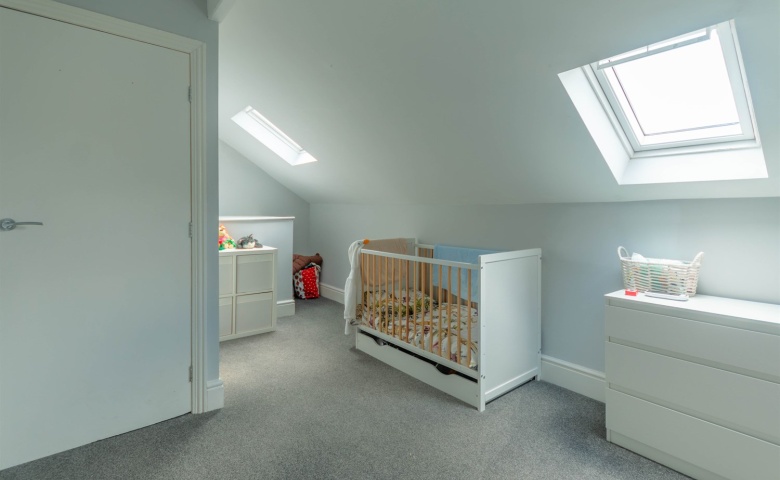 74 Crossgates Road, Leeds