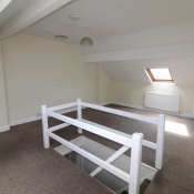 Claremont View, Oulton