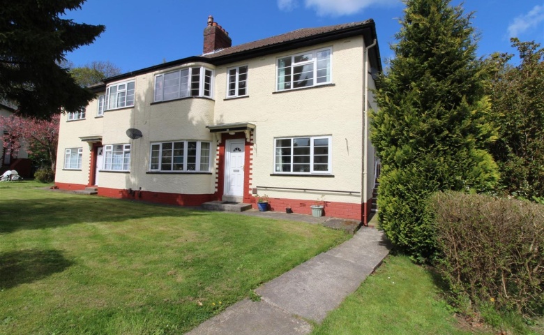 Redesdale Gardens, Adel, LS16
