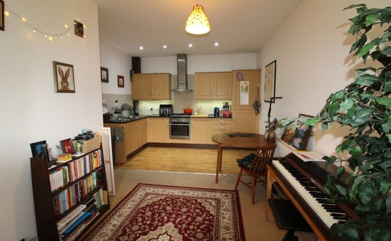 Richmond Court, Rodley