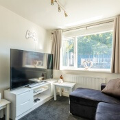 Cliffe Park Close, Leeds