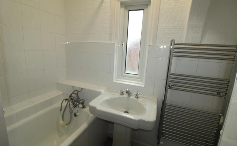 2a Regent Avenue, Leeds, LS18