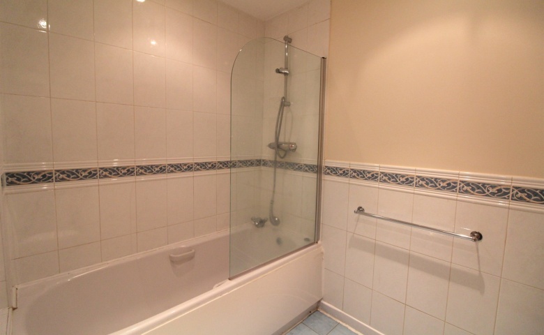 Turlow Court, Leeds