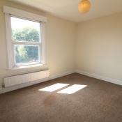 Claremont View, Oulton