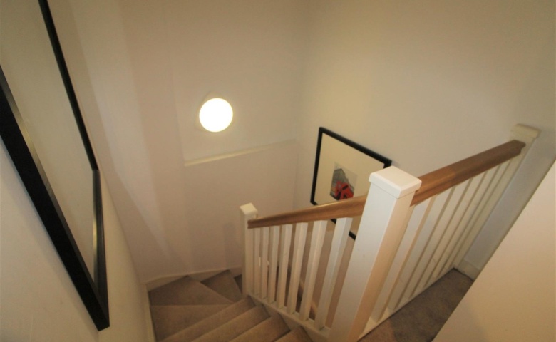Echo Central 1, LS9