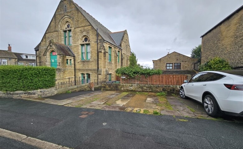 Old Smithy Court, LS28
