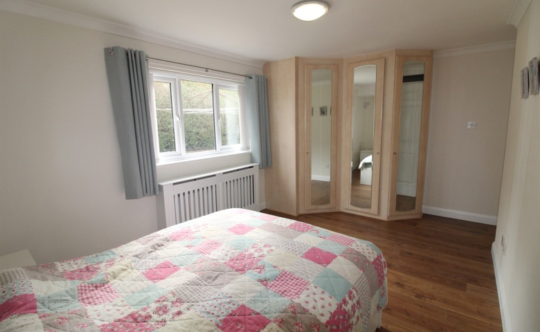 Russell Court, Bardsey