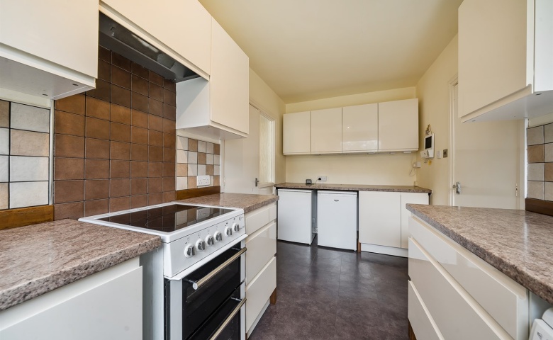 Foxhill Court, Weetwood