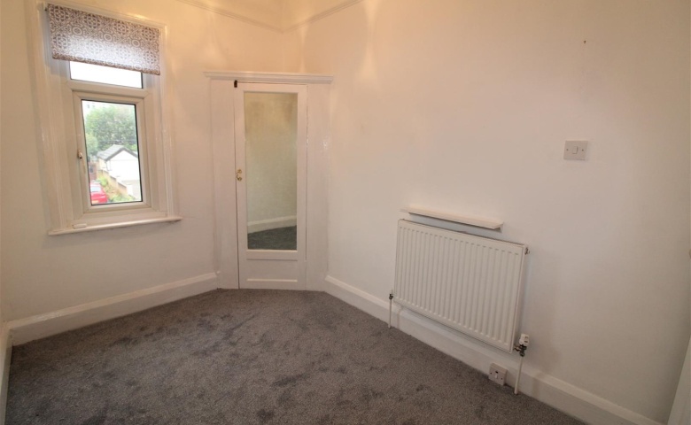 2a Regent Avenue, Leeds, LS18