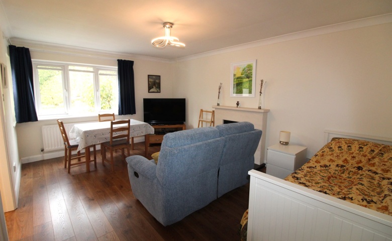 Russell Court, Bardsey