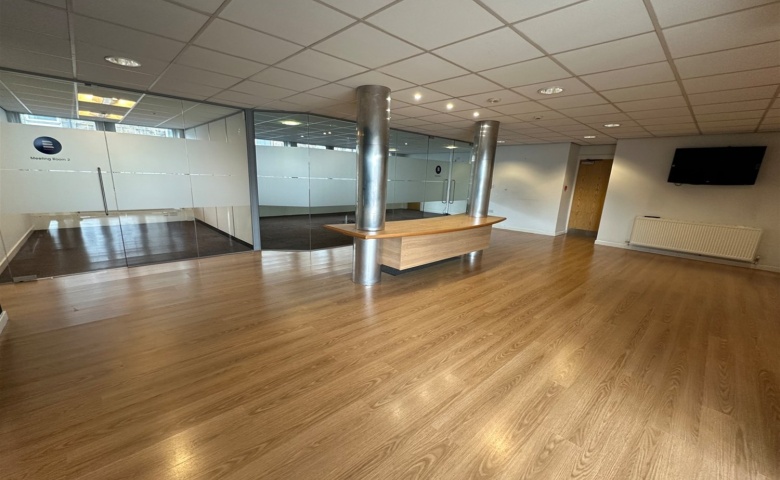Ground Floor Rear Suite, Station Road, LS18