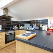 8 Roman View, Roundhay
