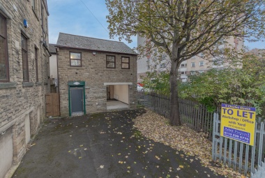 9 Charles Street, Farsley, Leeds, LS28 5JW