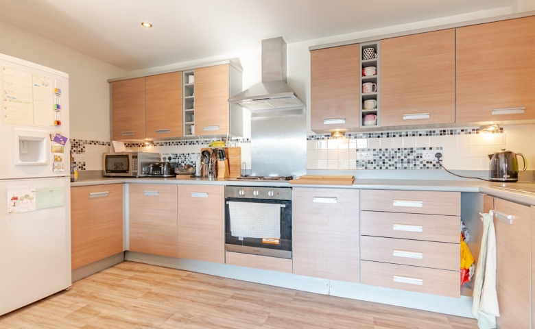 Bouverie Court, Leeds