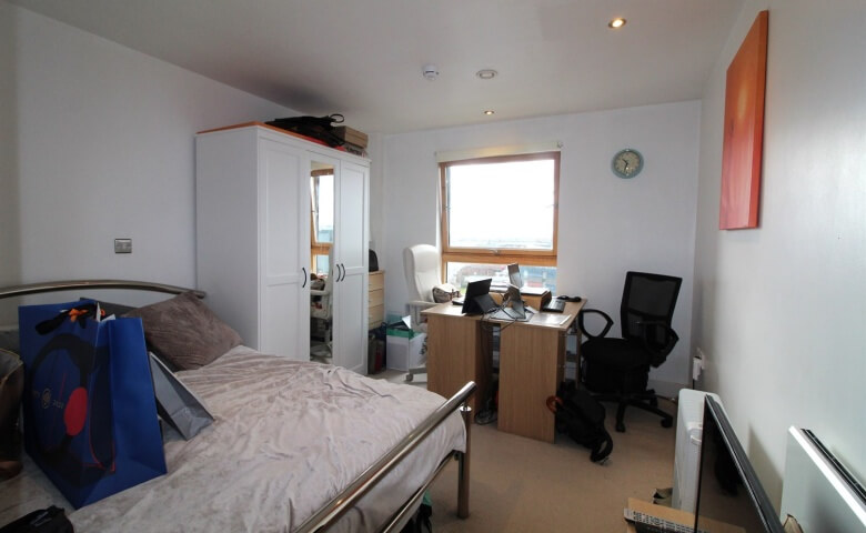 Mackenzie House, Leeds, LS10