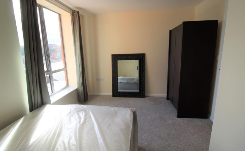 Ahlux House, Leeds