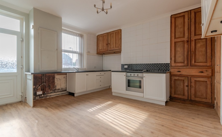Wakefield Road, Rothwell