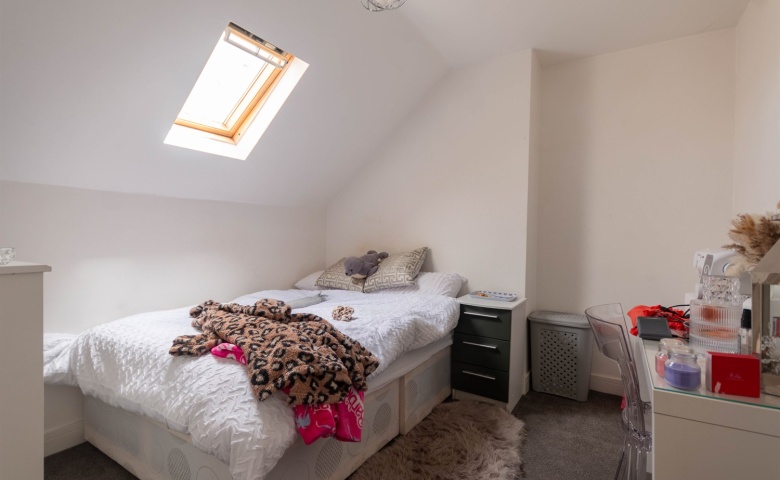 29 Austhorpe Road, Crossgates