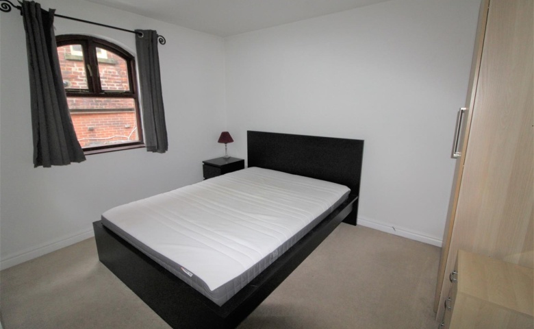 Riverside Court, Leeds