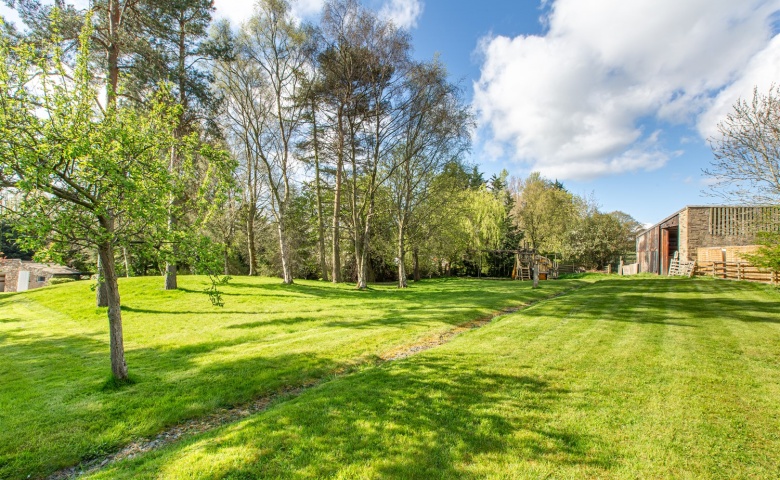 Moor Grange Farm, Scotland Lane, Horsforth
