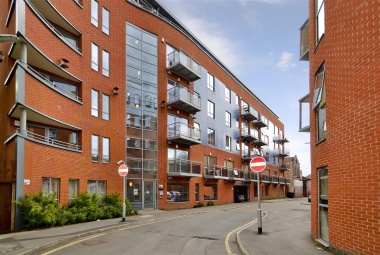 Ahlux House, Leeds