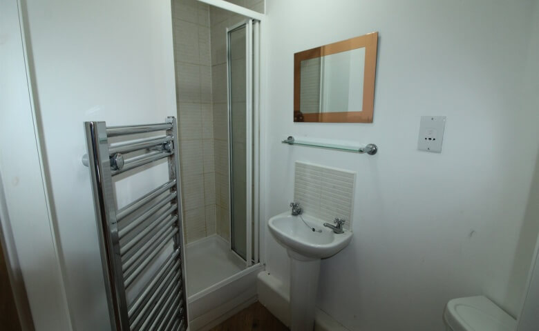 Bouverie Court, Leeds