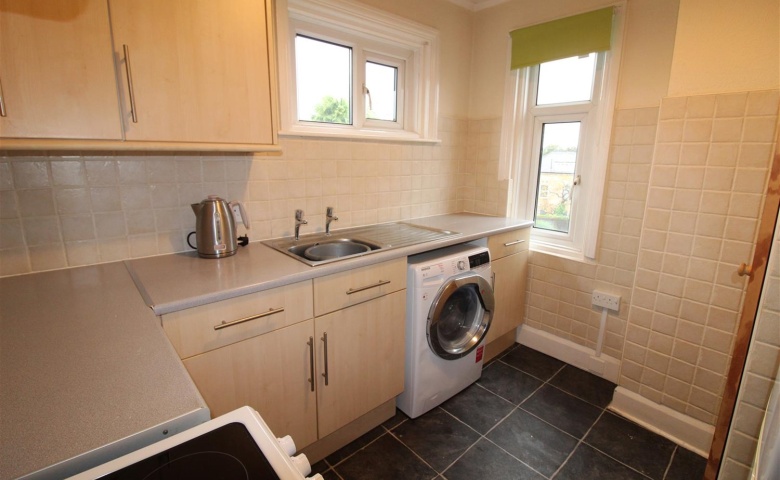 2a Regent Avenue, Leeds, LS18