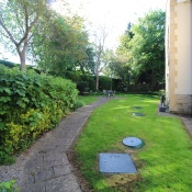 Earls Court, King Lane, Moortown