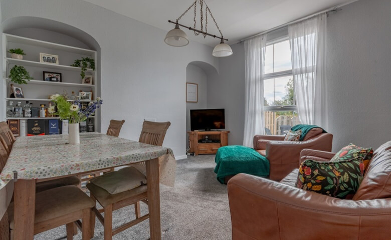 Yarm Cottage, Holywell Lane, Shadwell