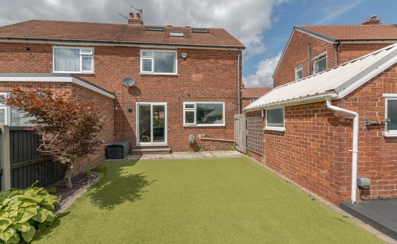 Stoneythorpe, Horsforth