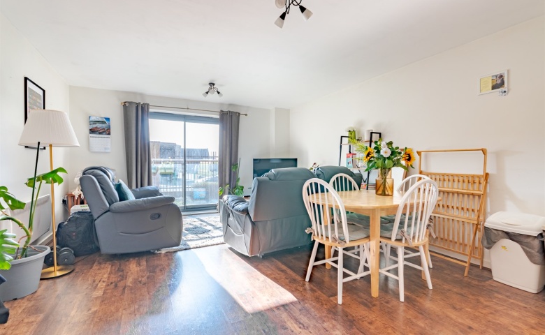 Bouverie Court, Leeds
