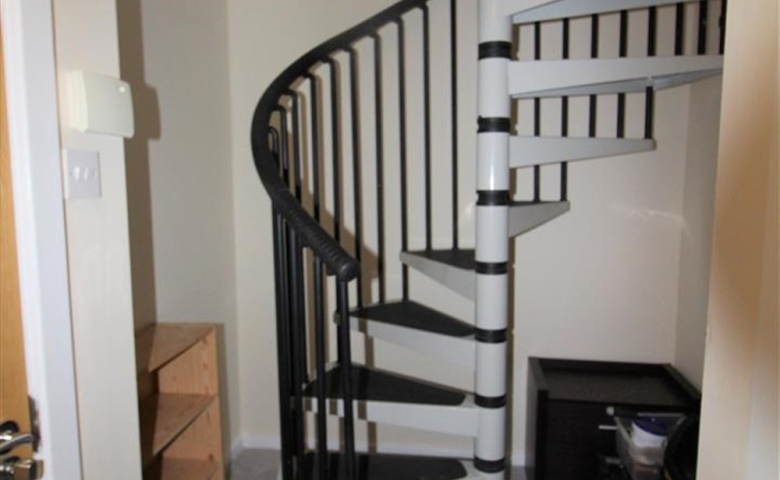 Ahlux House, Leeds