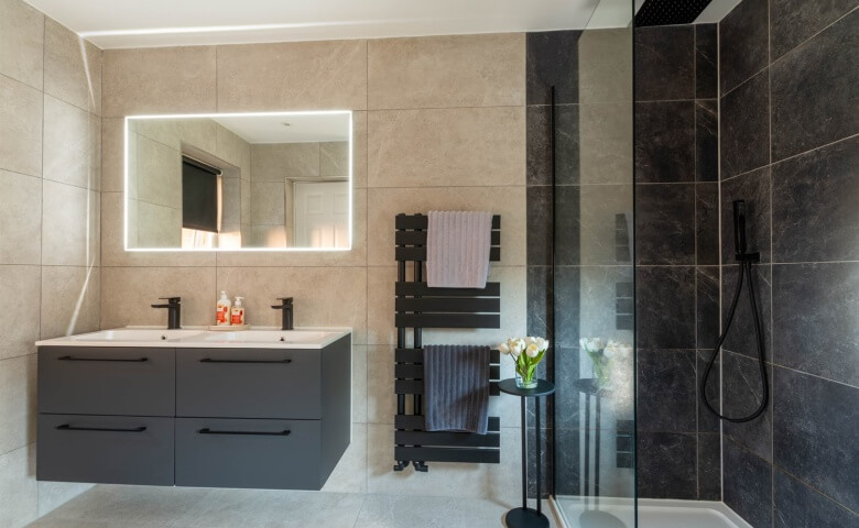 Cliffe Park Close, Leeds