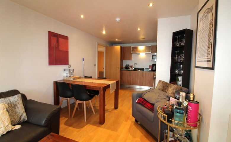 Mackenzie House, Leeds, LS10