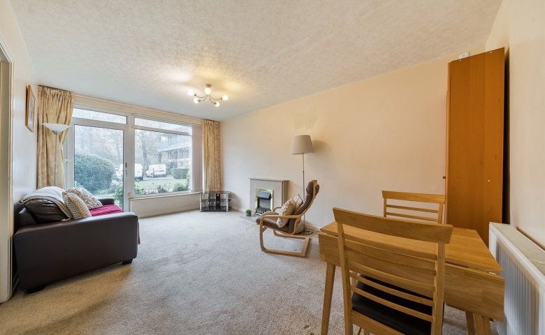 Foxhill Court, Weetwood