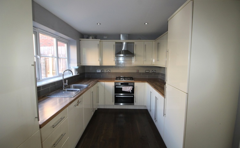 Greenlea Close, Yeadon