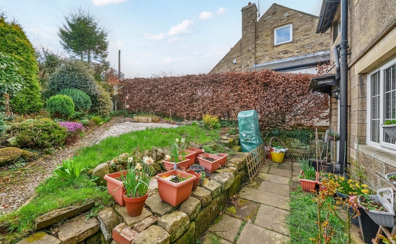 Briar Cottage, Holland Mount, Bramhope