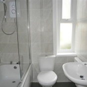 Butts Terrace, LS20