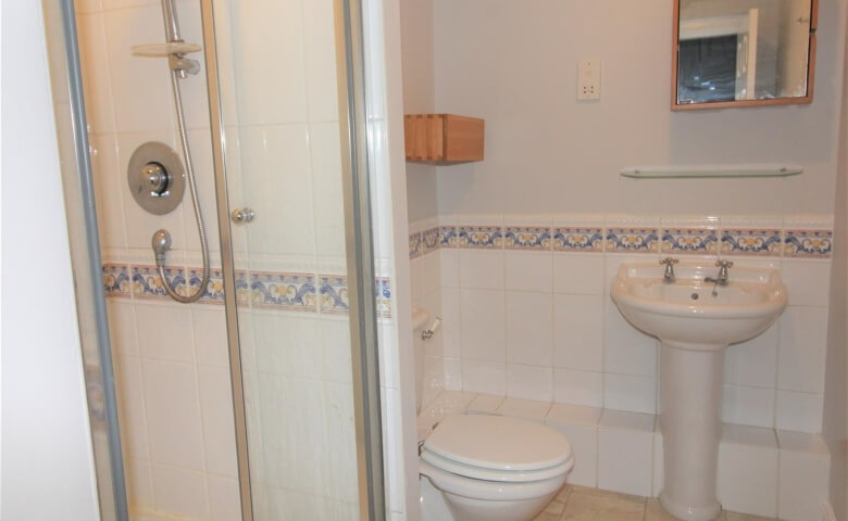 Birch House, 4a Allerton Park, LS7