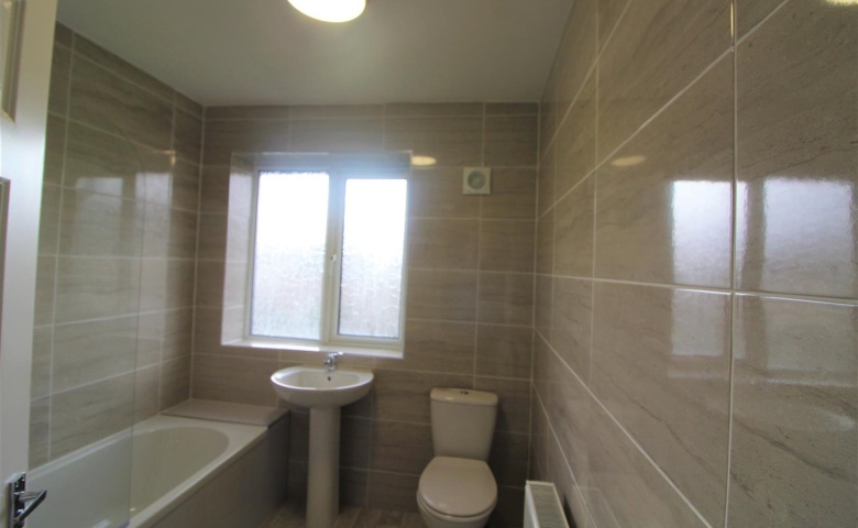 High Bank Grove, HG2