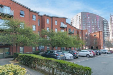 Bouverie Court, Leeds