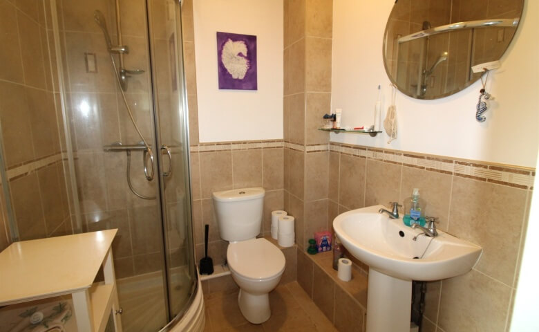 Richmond Court, Rodley